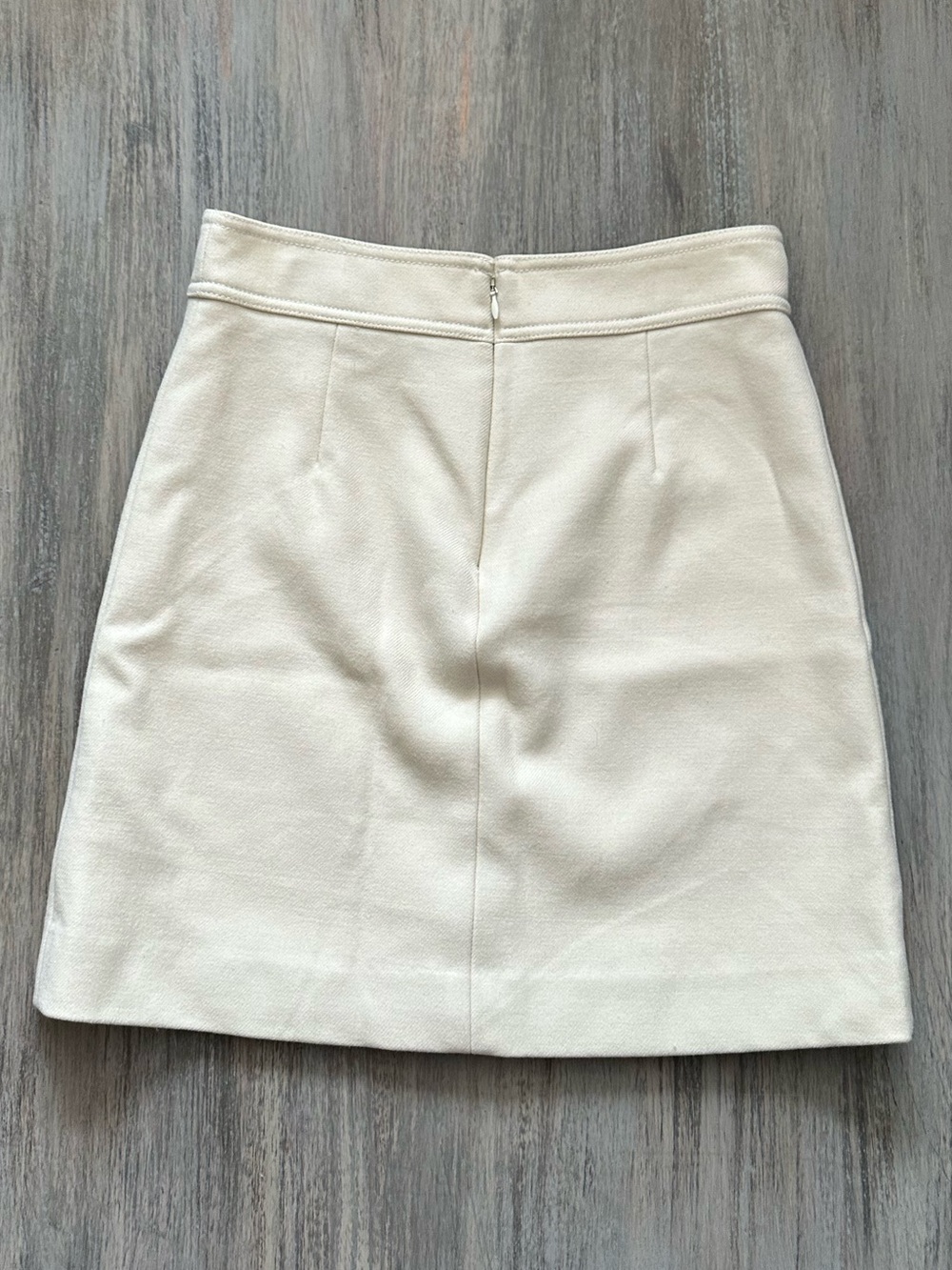 J. Crew Women’s Cream Mini Skirt - Picture 4 of 4